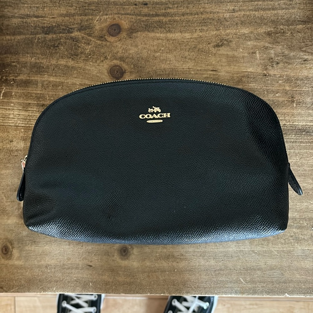 Coach pouch